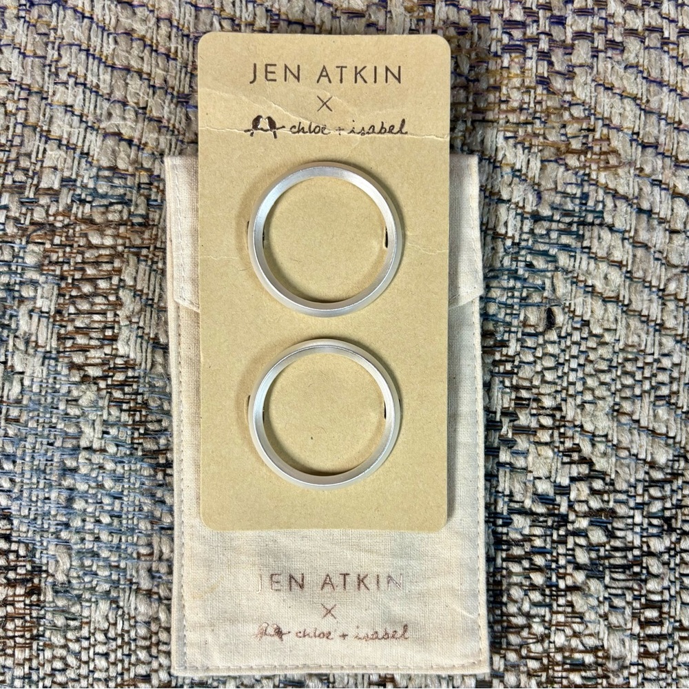 Chloe + Isabel w/Jen Atkins Silver Circle Hair Clips